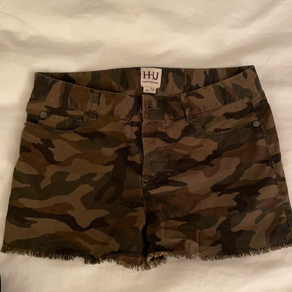 Haute Hippie Camo patterned shorts